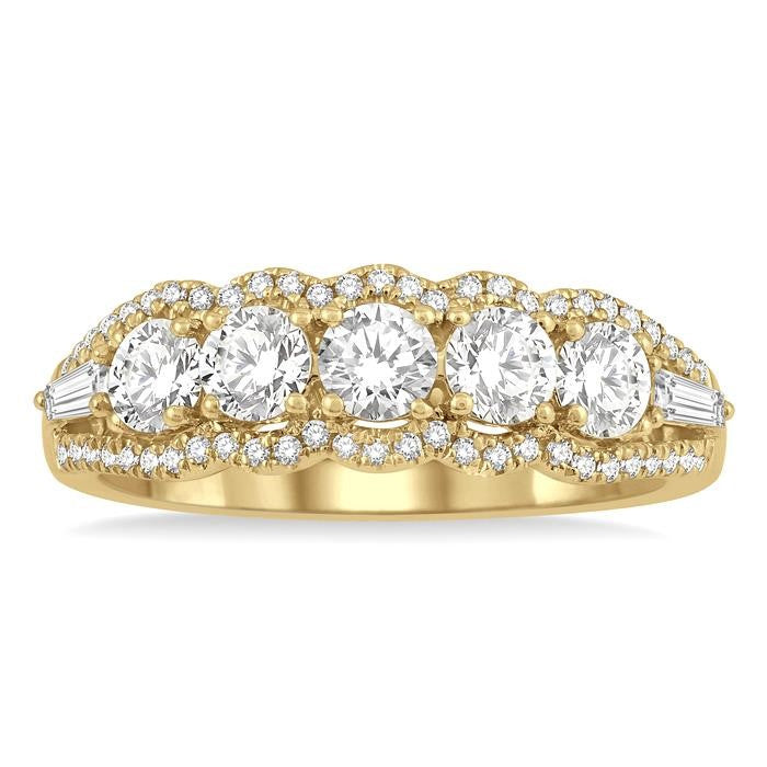 1 Ctw Baguette and Round Cut Diamond Fashion Ring in 14K Yellow Gold