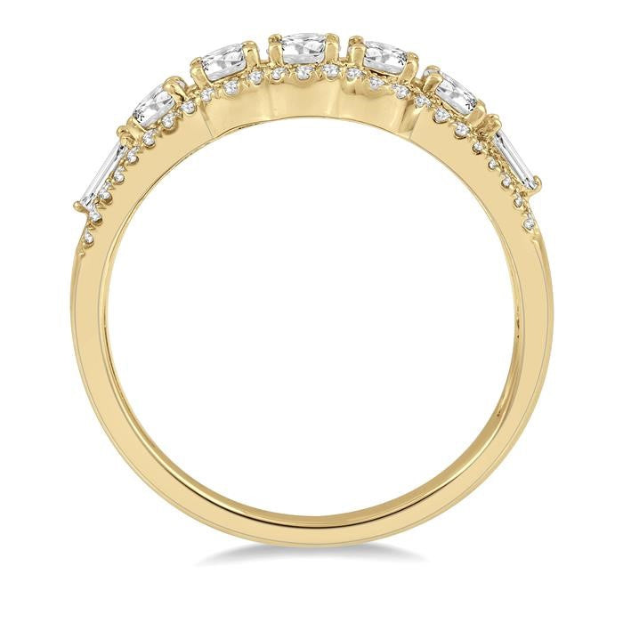 3/4 Ctw Baguette and Round Cut Diamond Fashion Ring in 14K Yellow Gold