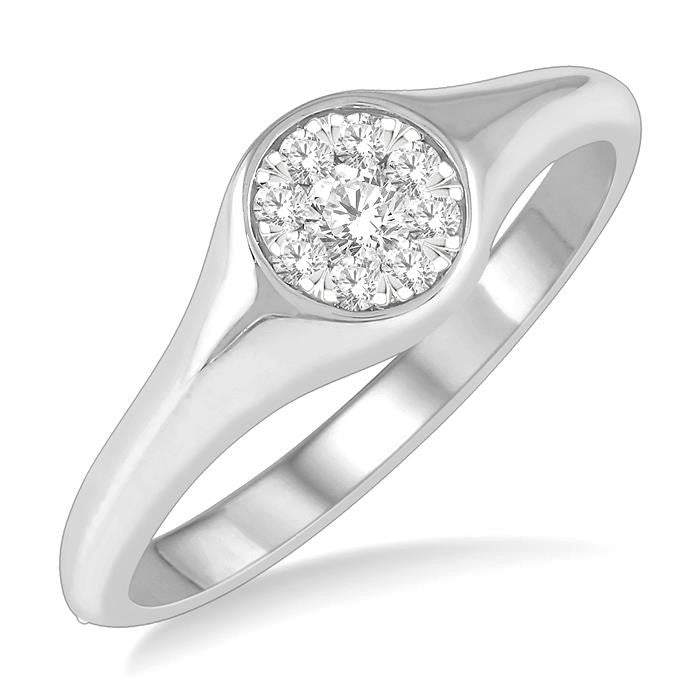 1/4 Ctw Round Shape Shine Bright Diamond Ring in 14K White Gold