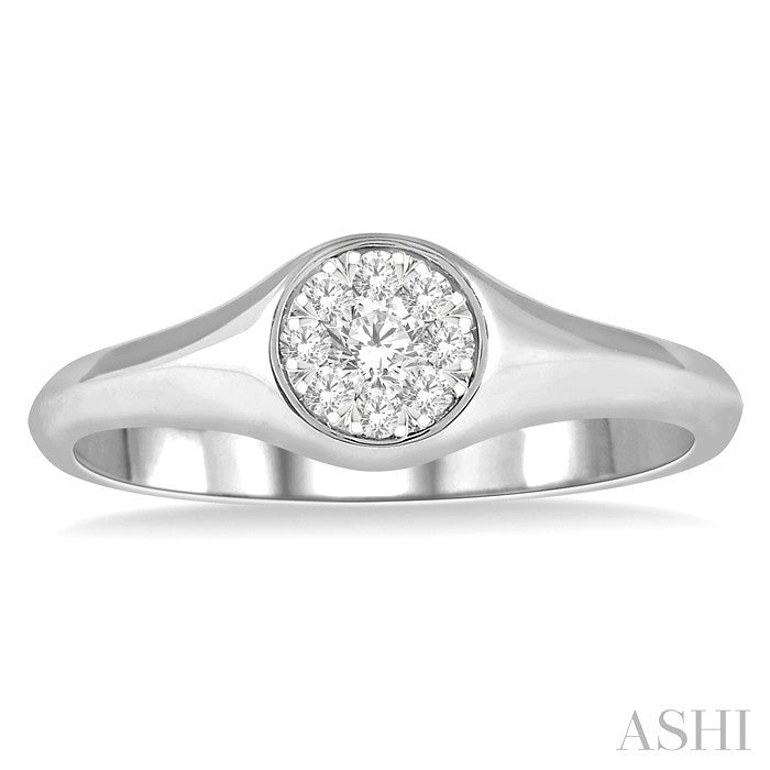 1/6 Ctw Round Shape Shine Bright Diamond Ring in 14K White Gold
