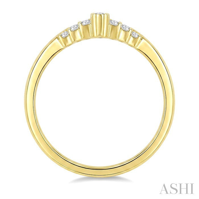 1/3 Ctw Fusion Baguette and Round Cut Diamond Fashion Ring in 14K Yellow Gold