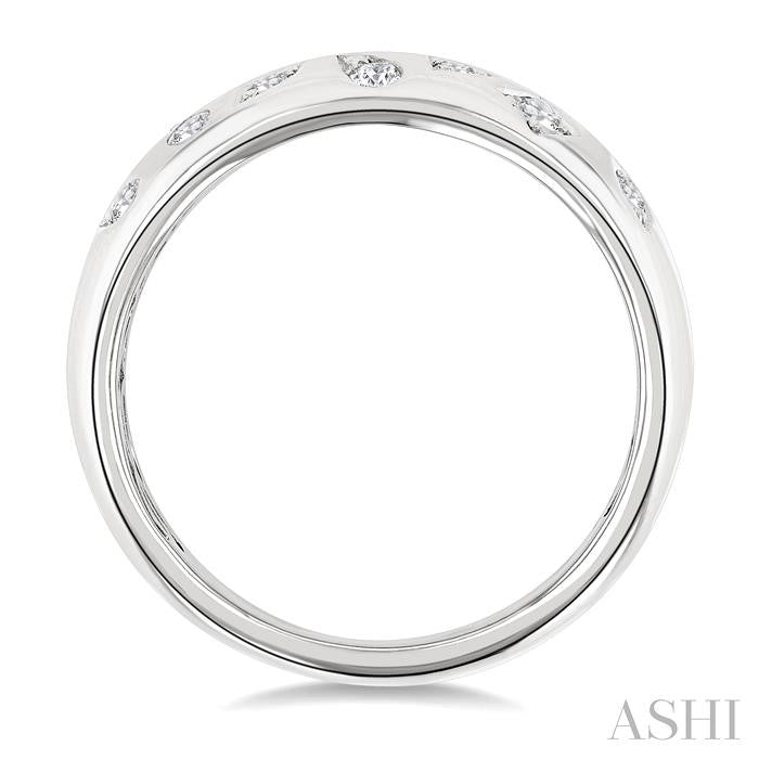 1/4 Ctw Round Cut Diamond Mosaic Wide Fashion Band in 10K White Gold