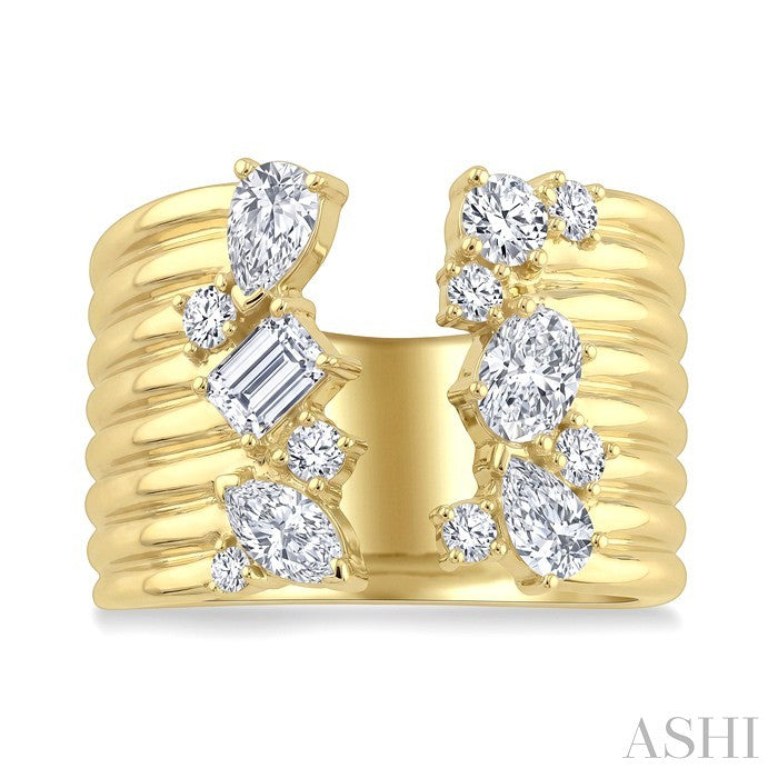 1 1/5 Ctw Fluted Mixed Diamond Cut Fashion Wide Band in 14K Yellow Gold