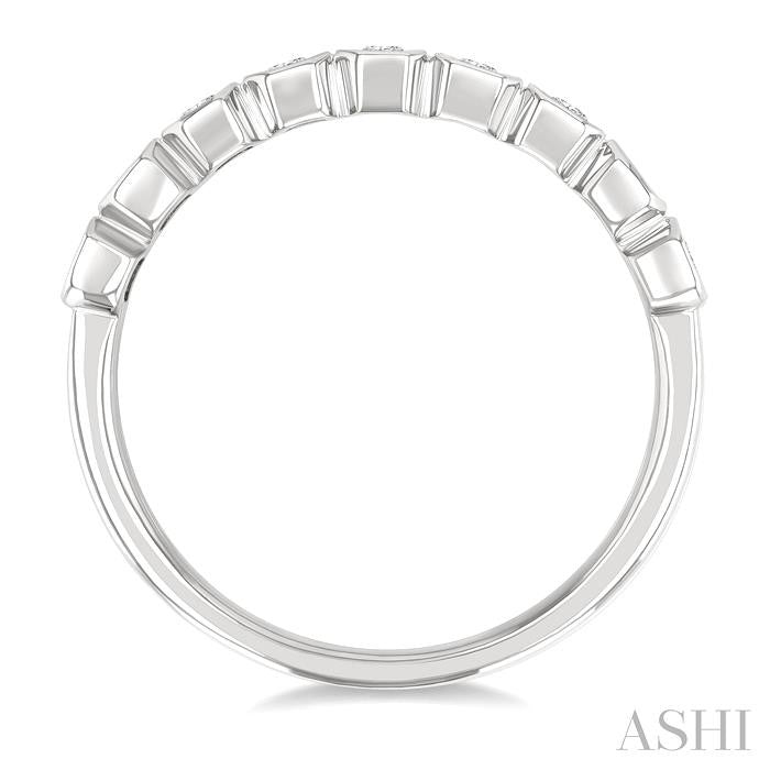 3/4 Ctw North-South Bezel Set Emerald Cut Diamond Fashion Band in 14K White Gold