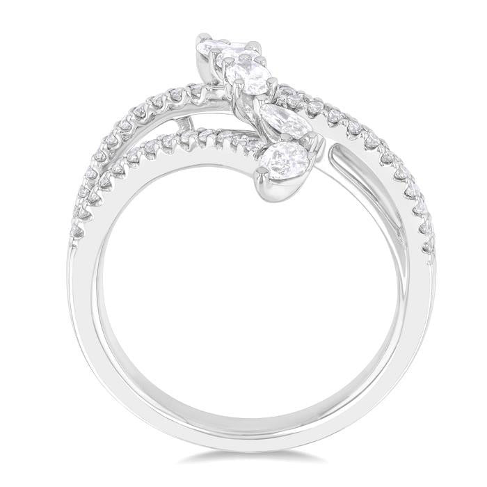 Passion Diamond Ring in Metal