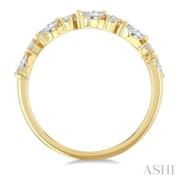 3/8 Ctw Wave Pattern Scatter Marquise and Round Cut Diamond Fashion Band in 14K Yellow Gold