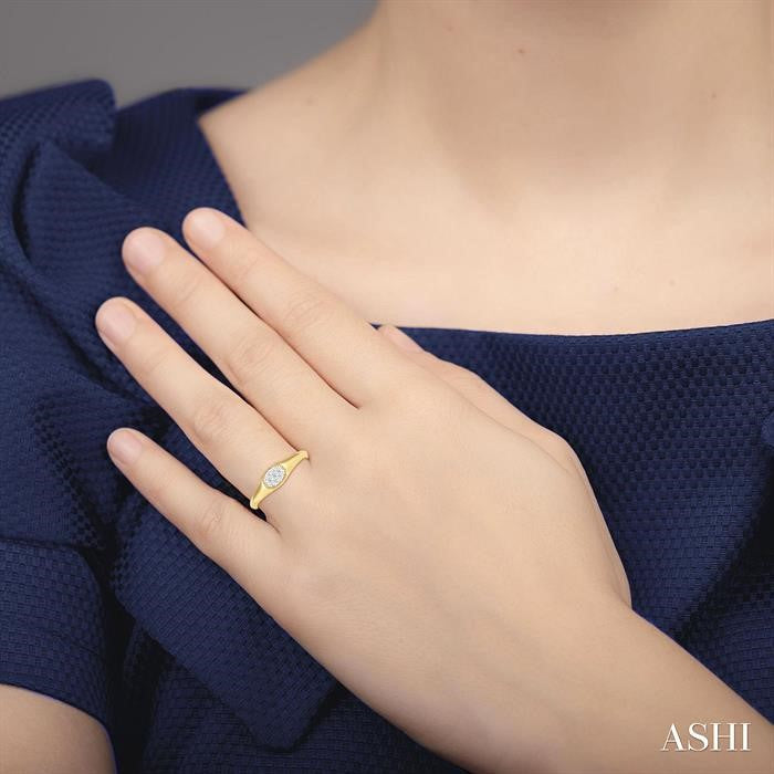 1/8 Ctw Oval Shape Shine Bright Diamond Ring in 14K Yellow and White Gold