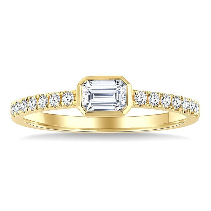 1/2 Ctw Luna Bezel East-West Emerald Cut and Round Cut Diamond Ring in 14K Yellow Gold