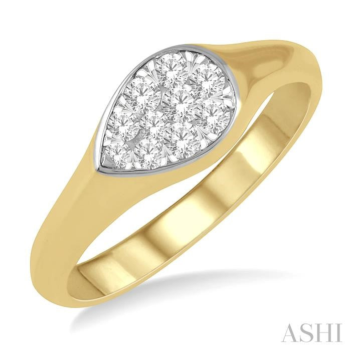 1/4 Ctw Pear Shape Shine Bright Diamond Ring in 14K Yellow and White Gold