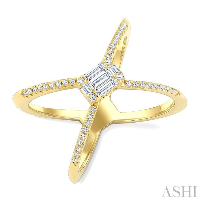 1/3 Ctw Fusion Baguette and Round Cut Diamond Fashion Ring in 14K Yellow Gold