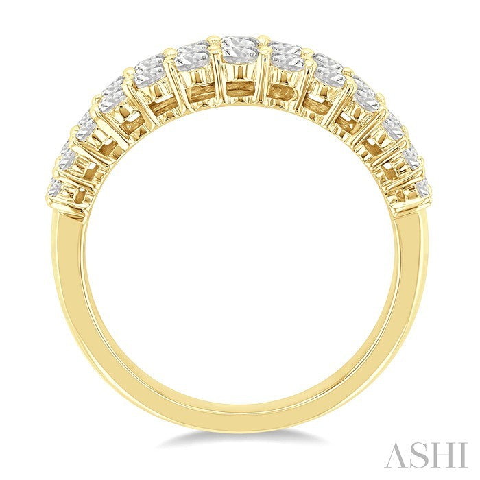 1 5/8 Ctw Baguette and Round Cut Diamond Fashion Band in 14K Yellow Gold