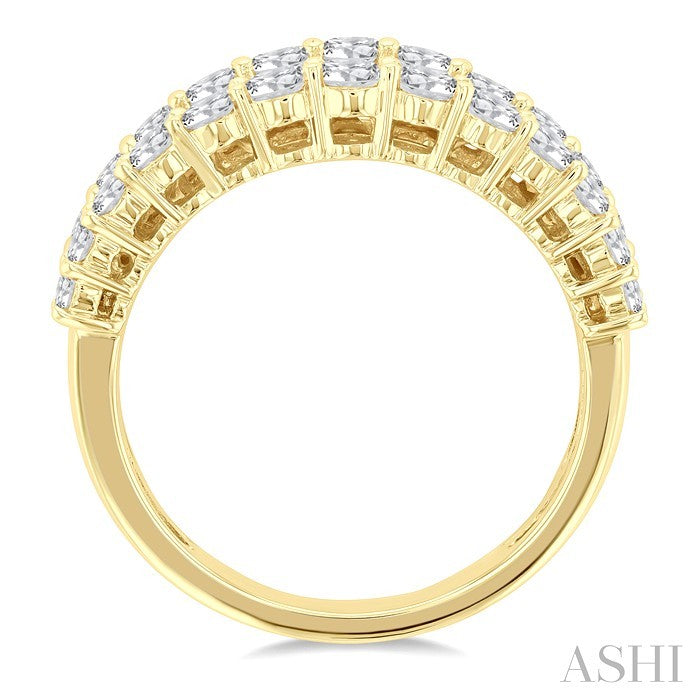 2 3/8 Ctw Baguette and Round Cut Diamond Fashion Band in 14K Yellow Gold
