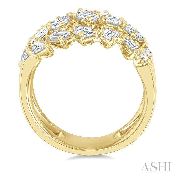 2 1/3 Ctw Mixed Pear and Emerald Cut Diamond Fashion Wrap Ring in 14K Yellow Gold