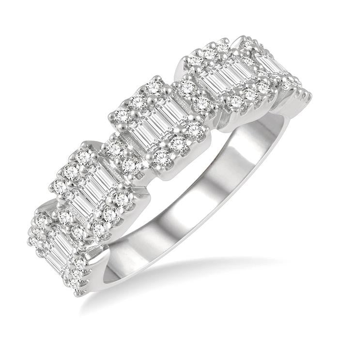 3/4 Ctw Baguette and Round Cut Diamond Fusion Ring in 14K White Gold