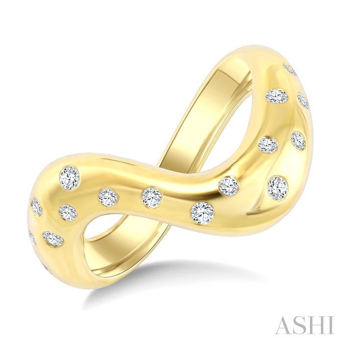 1/5 Ctw Round Cut Diamond Bold Mosaic Aeris Gold Fashion Ring in 14K Yellow Gold