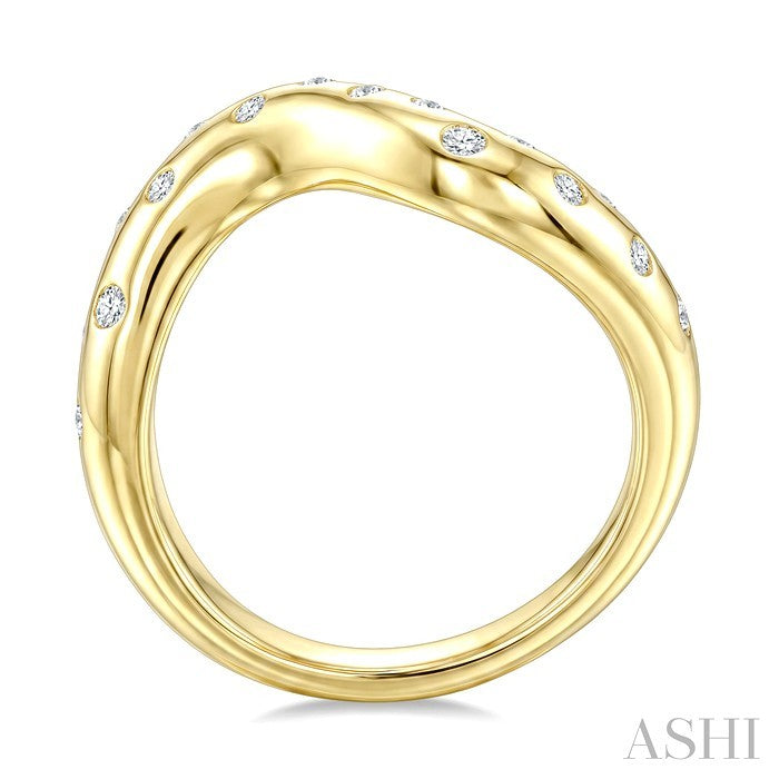 1/5 Ctw Round Cut Diamond Bold Mosaic Aeris Gold Fashion Ring in 14K Yellow Gold