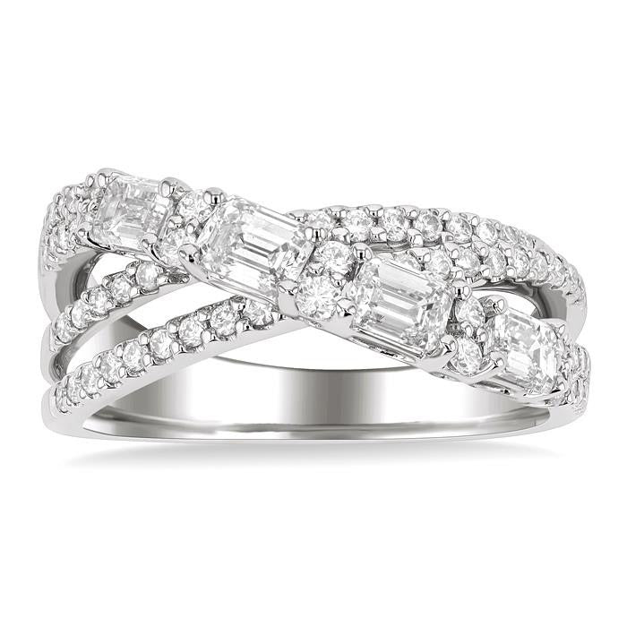 Elegance Diamond Ring in Metal