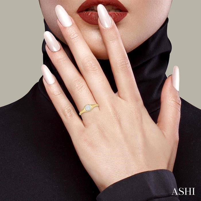 1/6 Ctw Cushion Shape Shine Bright Diamond Ring in 14K Yellow and White Gold