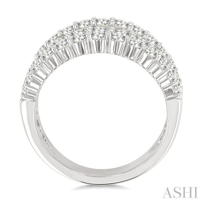 1 3/4 Ctw Round Cut Diamond Bold Fashion Band in 14K White Gold