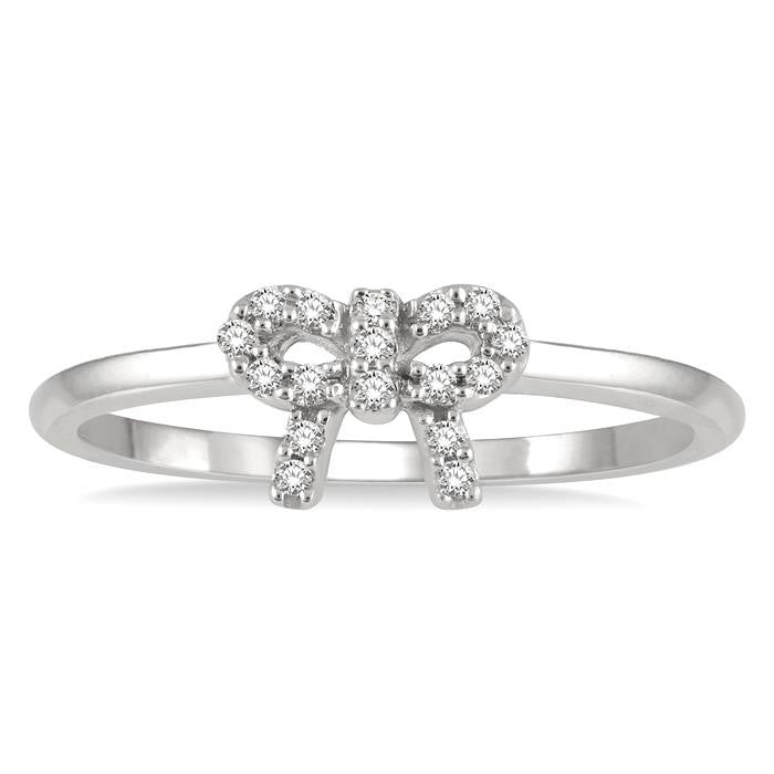 1/10 Ctw Bow Cutout Round Cut Diamond Petite Fashion Ring in 10K White Gold