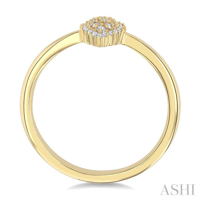 1/6 Ctw Petite Marquise Shape Round Cut Diamond Cluster Fashion Ring in 10K Yellow Gold