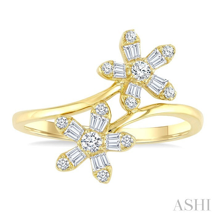 1/3 Ctw Petite Floral Bypass Baguette and Round Cut Diamond Fashion Ring in 10K Yellow Gold