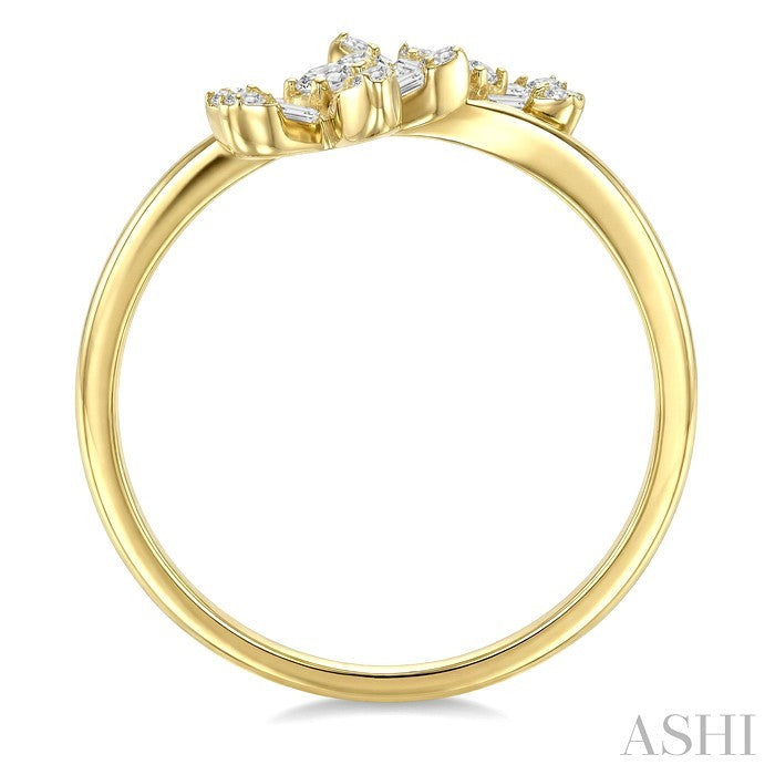 1/3 Ctw Petite Floral Bypass Baguette and Round Cut Diamond Fashion Ring in 10K Yellow Gold
