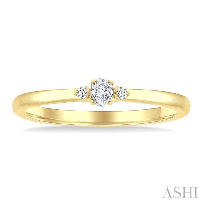 1/10 Ctw Three Stone Oval and Round Cut Diamond Petite Fashion Ring in 10K Yellow Gold
