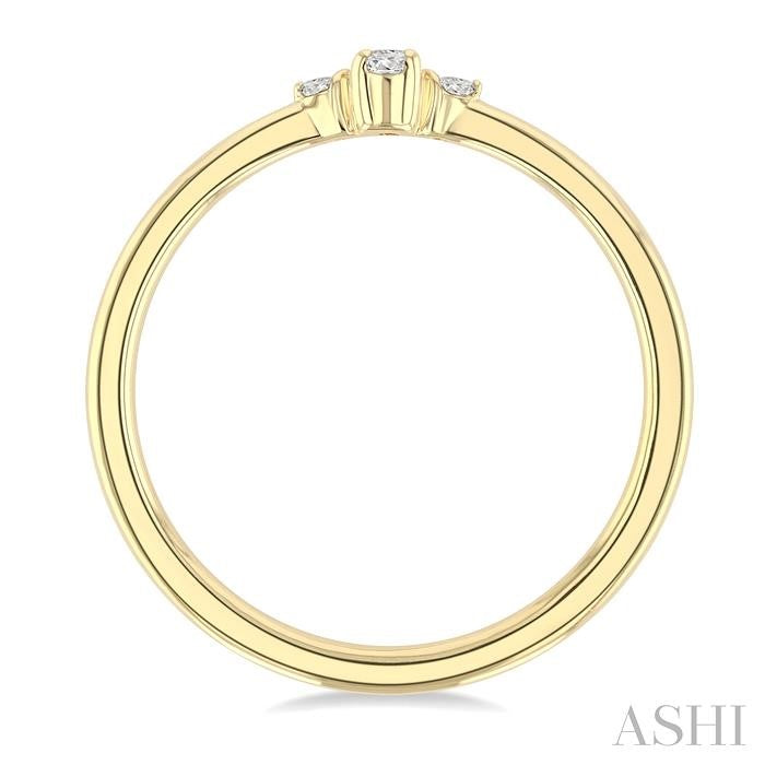 1/10 Ctw Three Stone Oval and Round Cut Diamond Petite Fashion Ring in 10K Yellow Gold