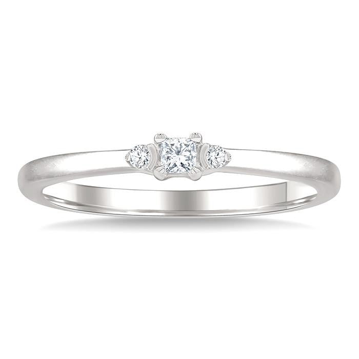 Opulence Diamond Ring in Metal