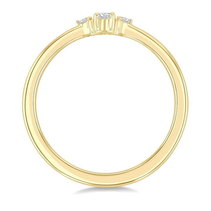 Elegance Diamond Ring in Yellow Gold
