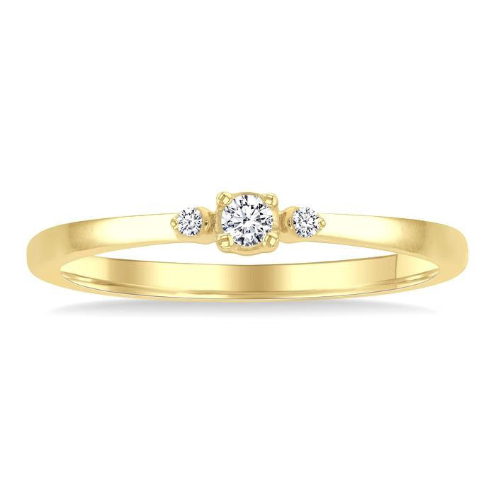 Elegance Diamond Ring in Yellow Gold