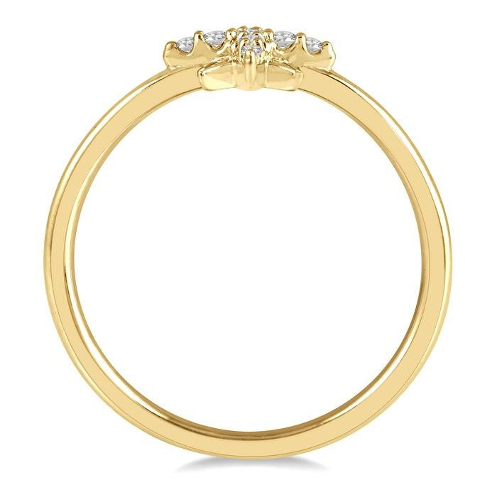 1/10 Ctw Star Center Round Cut Diamond Petite Fashion Ring in 10K Yellow Gold