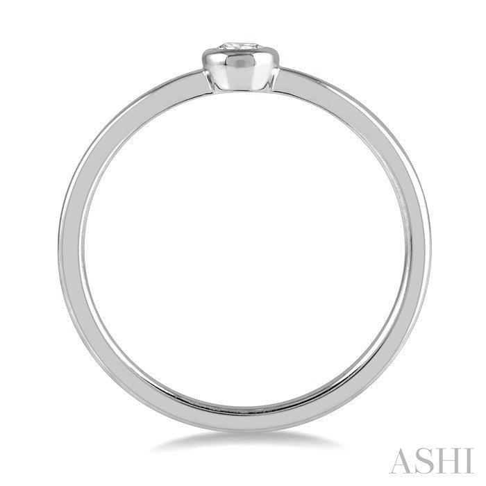 1/10 Ctw Bezel Set Round Cut Diamond Petite Fashion Ring in 10K White Gold