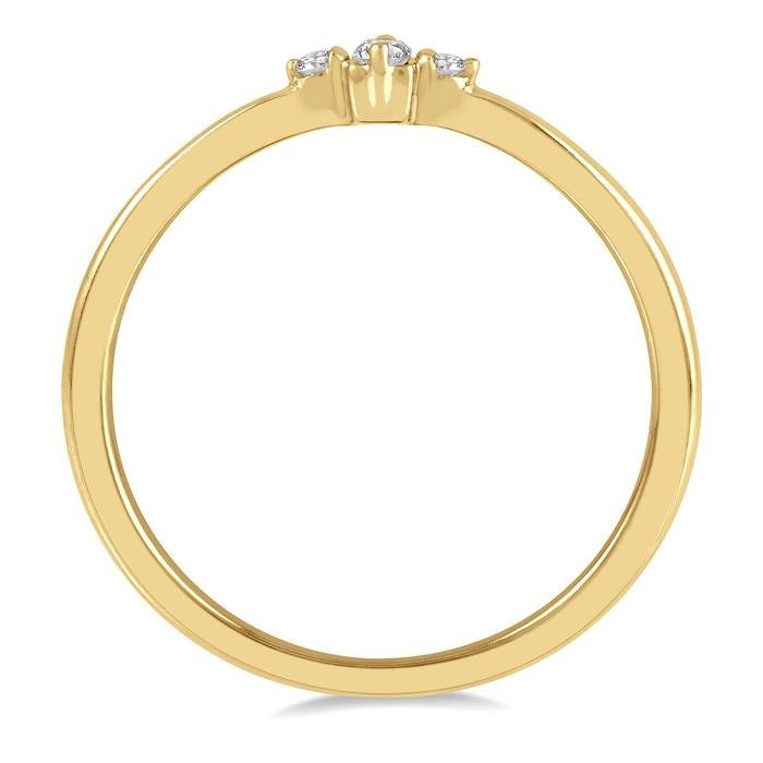 1/20 Ctw Lightweight Baguette and Round Cut Diamond Petite Ring in 10K Yellow Gold