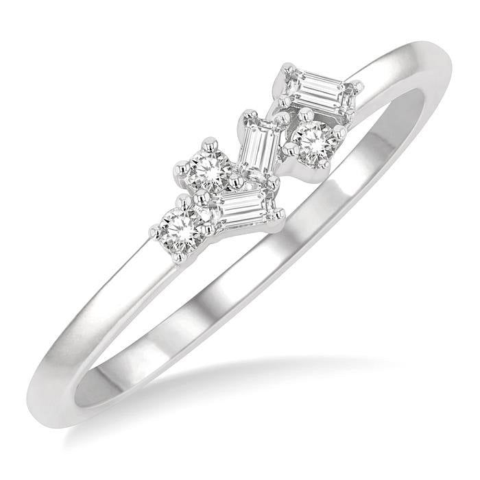 Heritage Diamond Ring in Metal