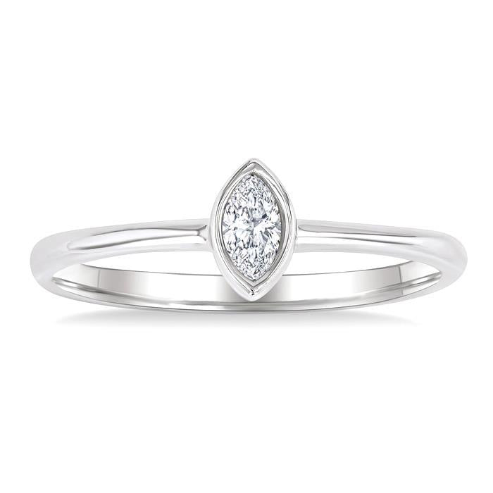 Timeless Diamond Ring in Metal