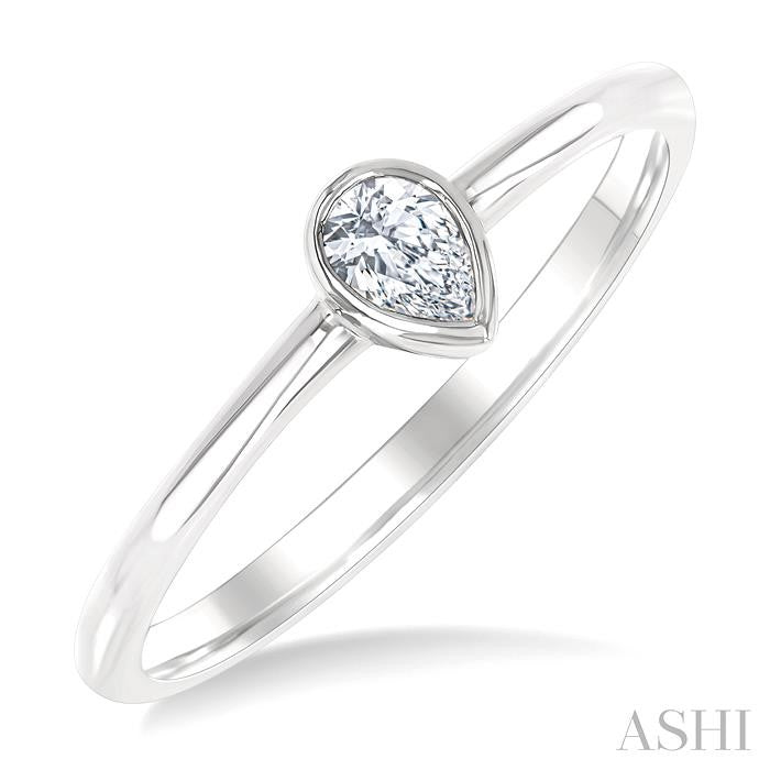 1/6 Ctw Petite Bezel Set Pear Cut Diamond Fashion Ring in 10K White Gold