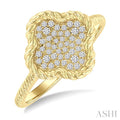 1/5 Ctw Round Cut Diamond Rope Border Clover Motif Fashion Ring in 10K Yellow Gold