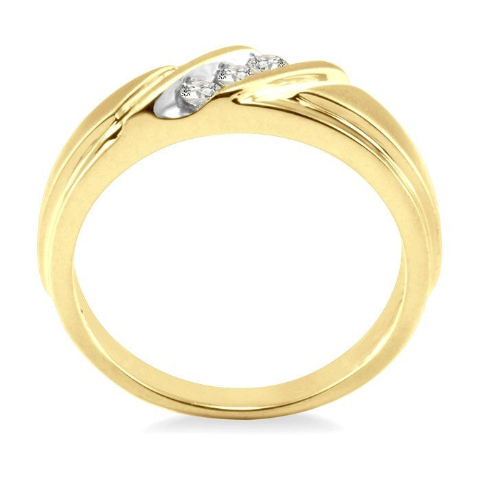 1/8 Ctw Round Cut Diamond Women's Ring in 14K Yellow Gold