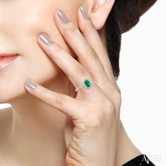 6x4 MM Oval Shape Emerald and 1/5 Ctw Round Cut Diamond Precious Ring in 10K White Gold
