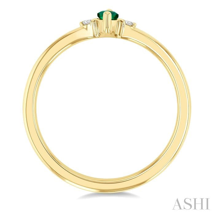5x2.5 MM Marquise Shape Emerald and 1/50 Ctw Petite Round Cut Diamond Fashion Ring in 10K Yellow Gold