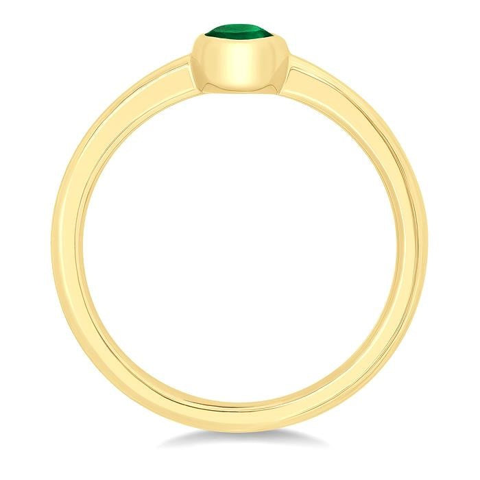 6X4 MM Oval Shape Emerald Precious Solitaire Ring in 14K Yellow Gold