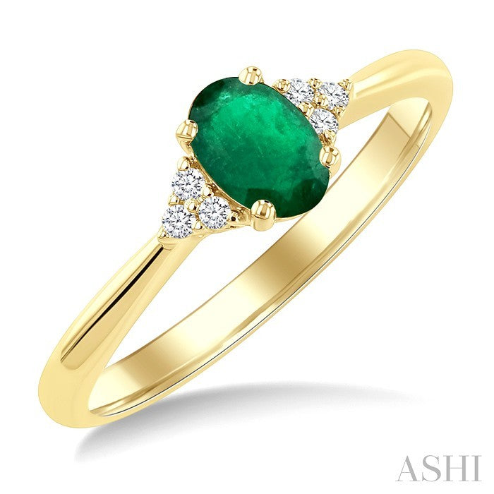 1/20 Ctw Oval Cut 6X4 MM Emerald and Round Cut Diamond Precious Ring in 14K Yellow Gold
