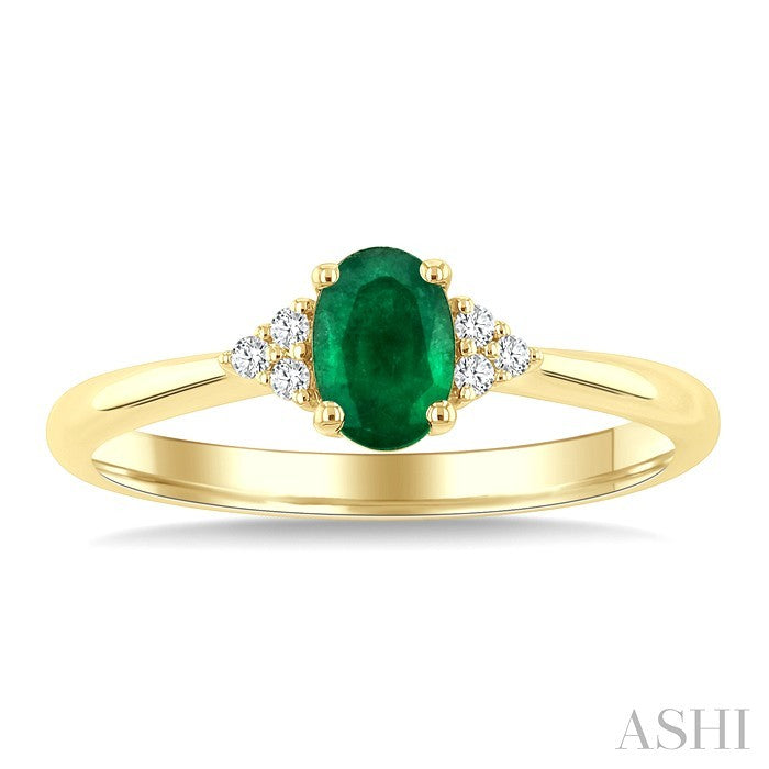 1/20 Ctw Oval Cut 6X4 MM Emerald and Round Cut Diamond Precious Ring in 14K Yellow Gold