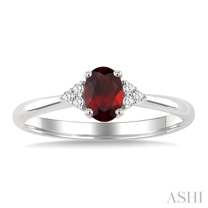 1/20 Ctw Oval Cut 6X4 MM Garnet and Round Cut Diamond semi-precious Ring in 14K White Gold
