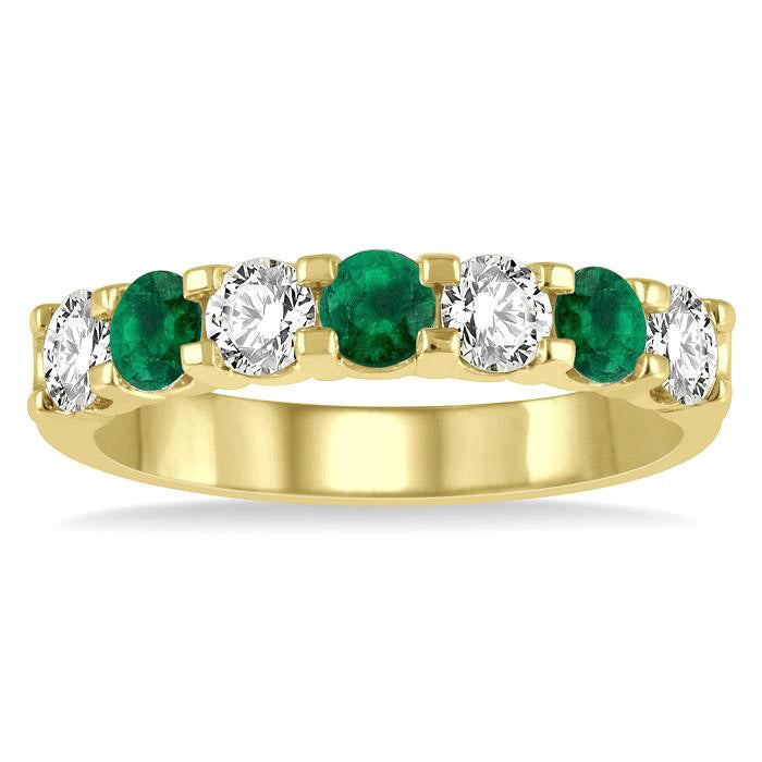3.3 MM Emerald and 1/2 Ctw Round Cut Diamond Precious Wedding Band in 14K Yellow Gold