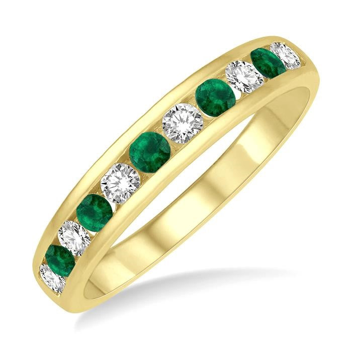 2.3 MM Emerald and 1/4 Ctw Round Cut Diamond Precious Wedding Band in 14K Yellow Gold