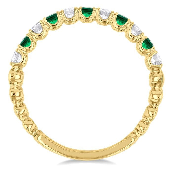 2.25 MM Emerald and 1/4 Ctw Round Cut Diamond Precious Wedding Band in 14K Yellow Gold