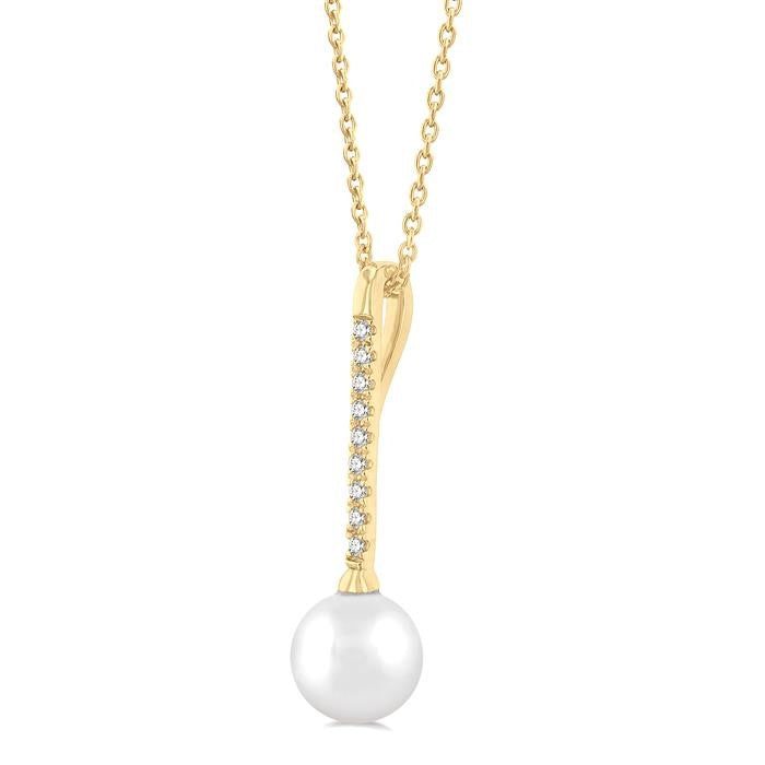 7 MM Round Shape Cultured Pearl and 1/10 Ctw Petite Round Cut Diamond Fashion Pendant With Chain in 10K Yellow Gold